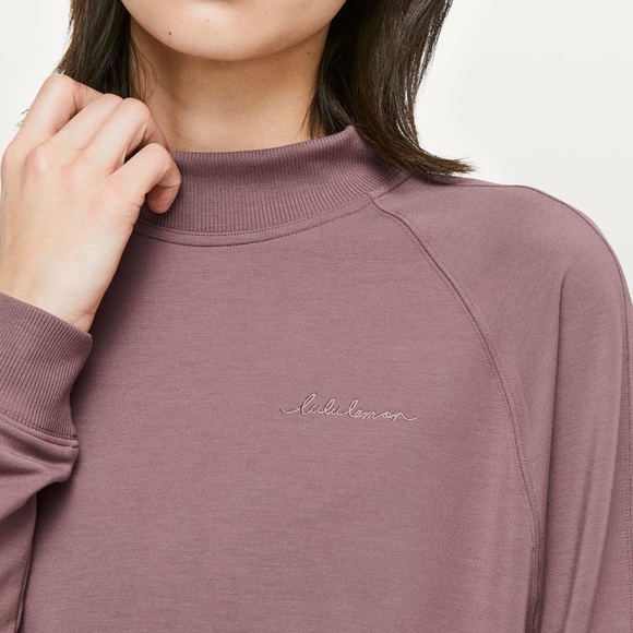 Up High Pullover - Picture 4 of 9